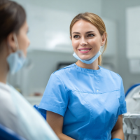 Металлокерамика или циркониевые коронки лучше для красноярского климата?