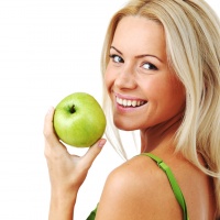 Полезны ли яблоки для зубов?