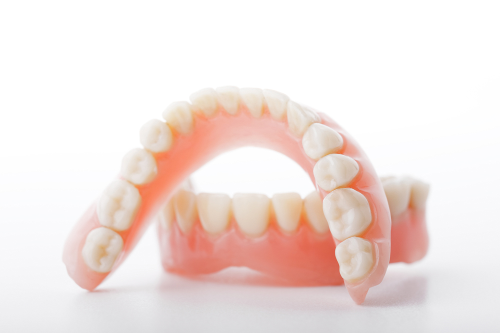 протезирование зубов в красноярске в рассрочку